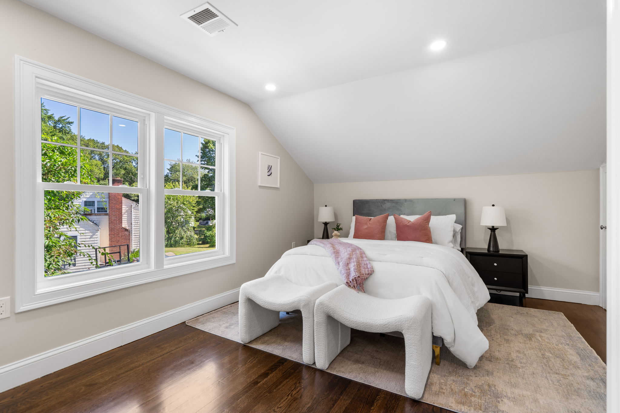 Classic Single-Family Renovation — imagem 3